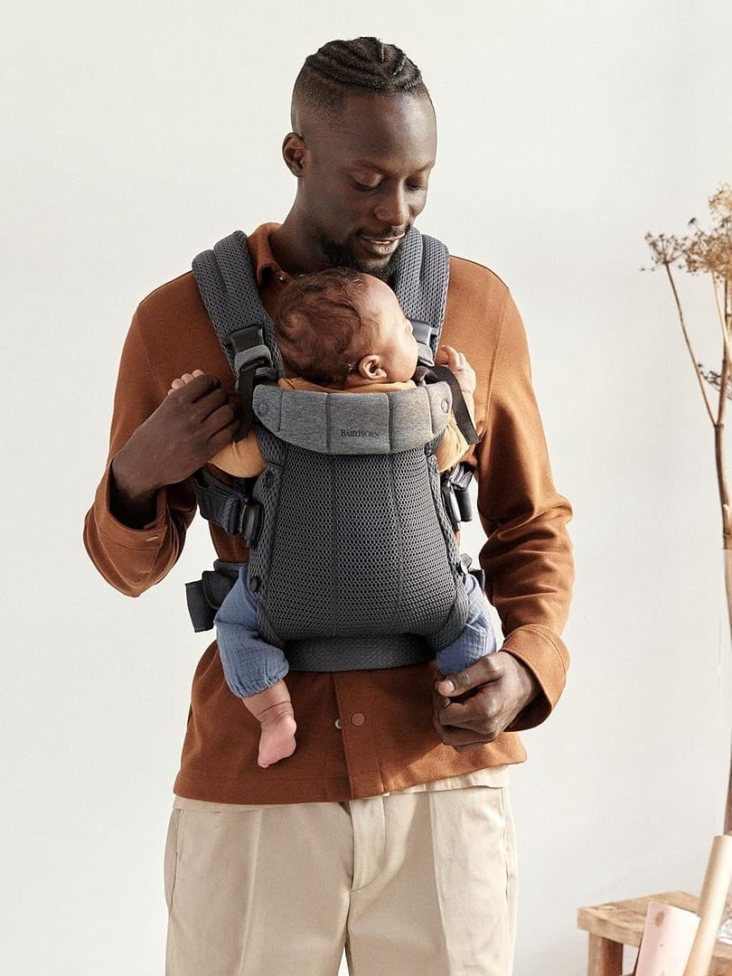 BabyBjörn Baby Carrier Harmony Review: Comfort Meets Ergonomic Design 7 BabyBjörn Harmony Carrier Review: Comfort Meets ergonomic Design